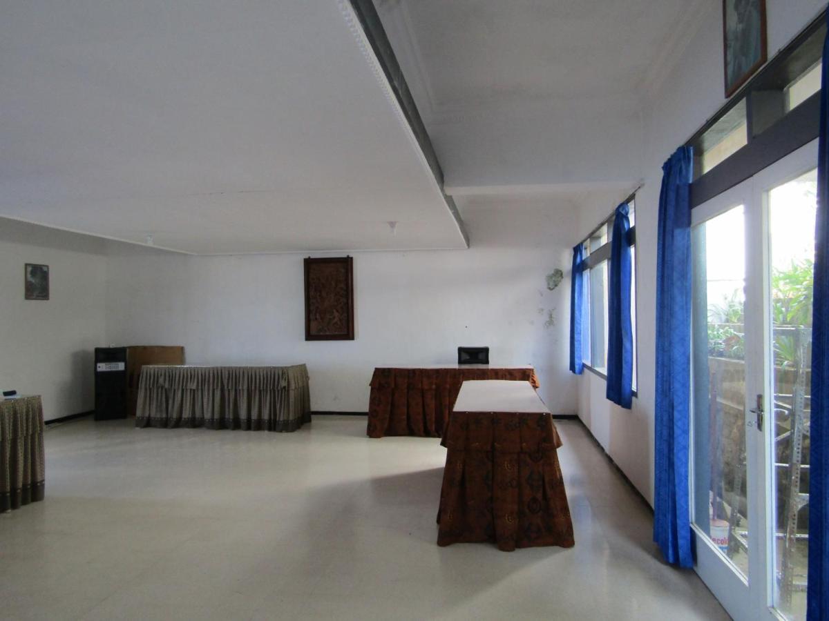 Hotel Pantes Sarangan Buitenkant foto