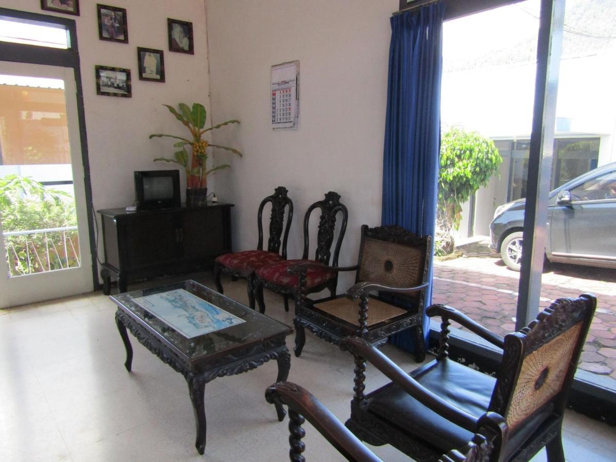 Hotel Pantes Sarangan Buitenkant foto