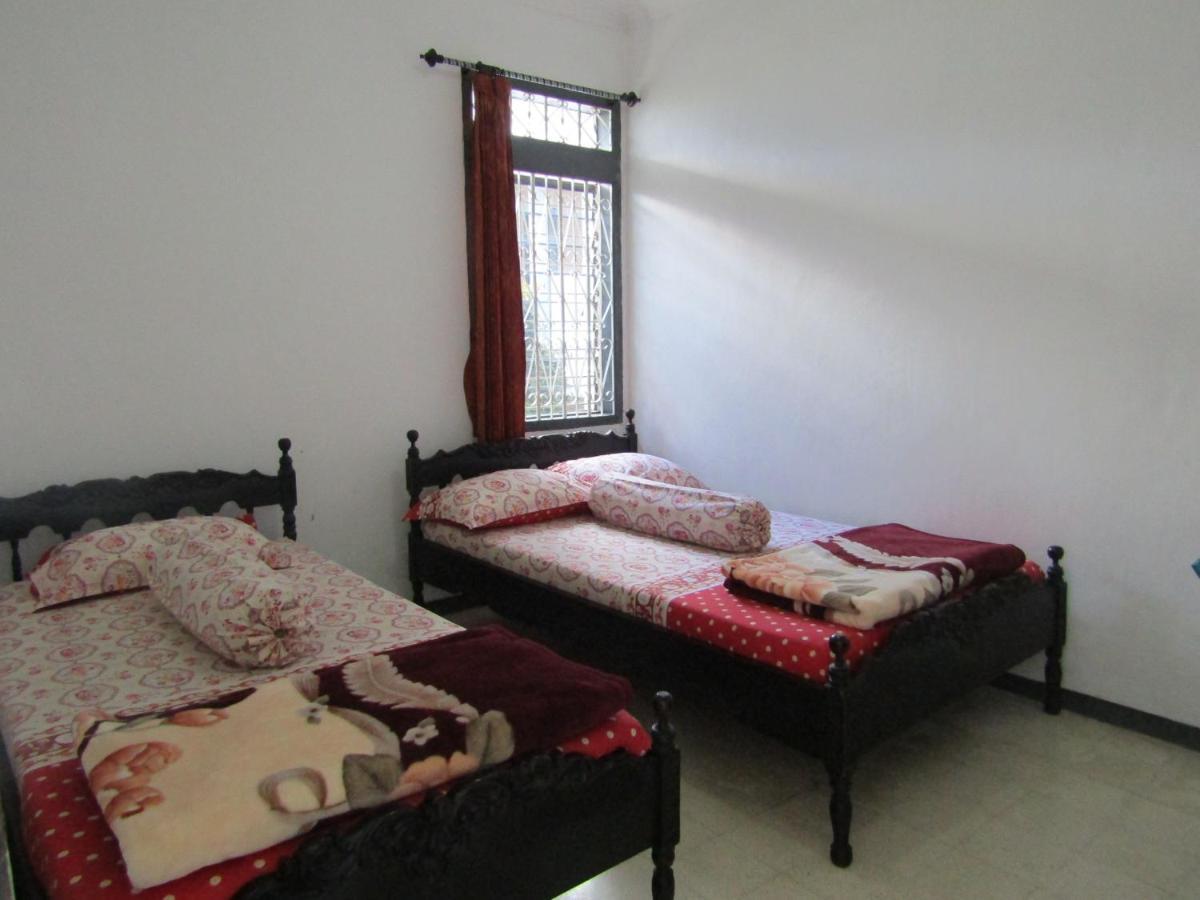 Hotel Pantes Sarangan Buitenkant foto