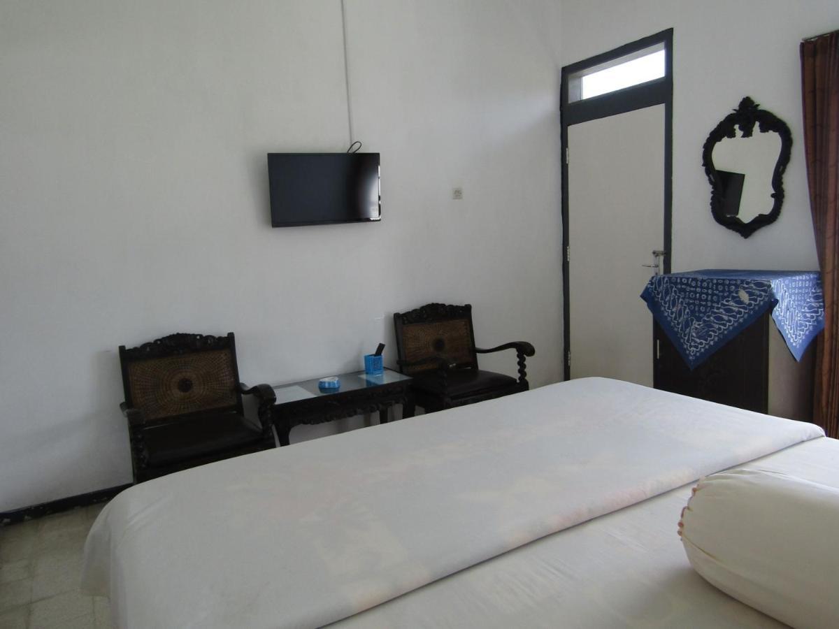 Hotel Pantes Sarangan Buitenkant foto
